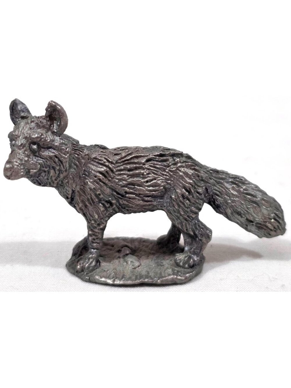 Pewter small WOLF FIGURINE coyote fox dog silvertone trinket shelf figure 1.375"